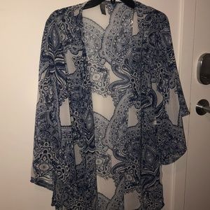 Charlotte Russe Blue and White Kimono